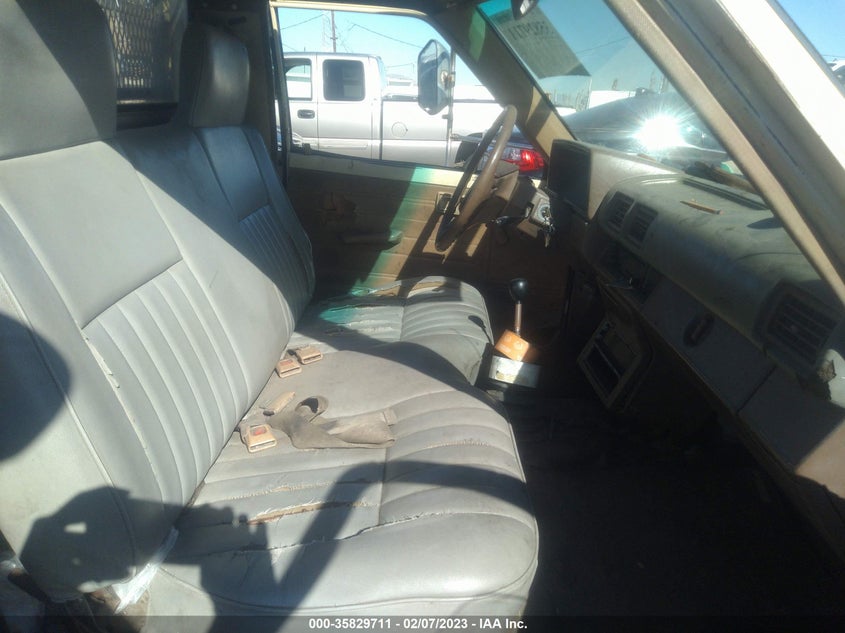 1987 Toyota Pickup Cab Chassis Rn55 VIN: JT5RN55R6H7021088 Lot: 35829711