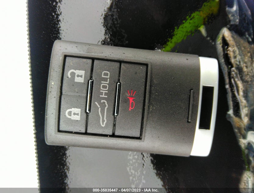 1G1YR2D67F5600943