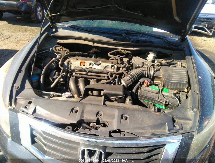 1HGCP2F60CA158435