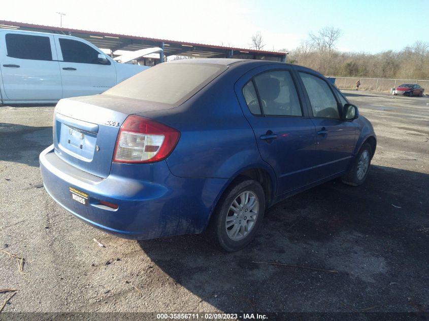 VIN JS2YC5A32D6101193 2013 Suzuki SX4, LE no.4