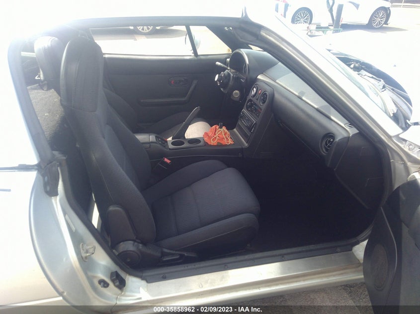1992 Mazda Mx-5 Miata VIN: JM1NA3516N1305400 Lot: 35858962