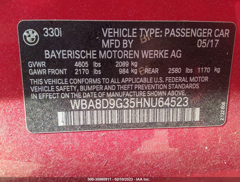 WBA8D9G35HNU64523