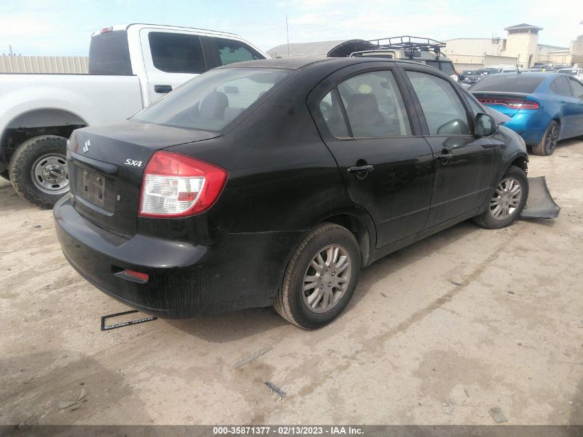 VIN JS2YC5A32D6101288 2013 Suzuki SX4, LE no.4