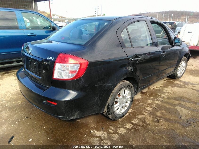 VIN JS2YC5A38D6101649 2013 Suzuki SX4, LE no.4