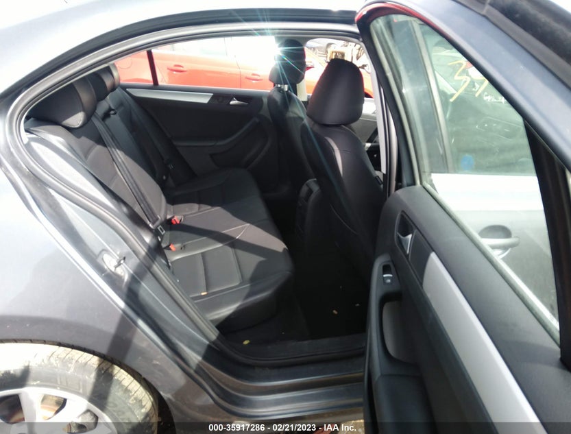 3VWDX7AJ7DM388826