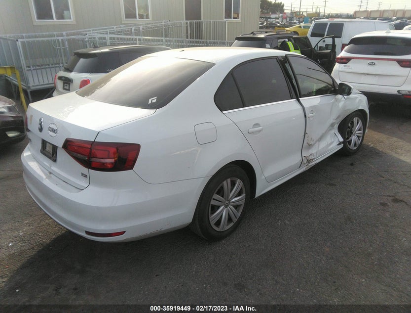 3VW2B7AJ3HM258053
