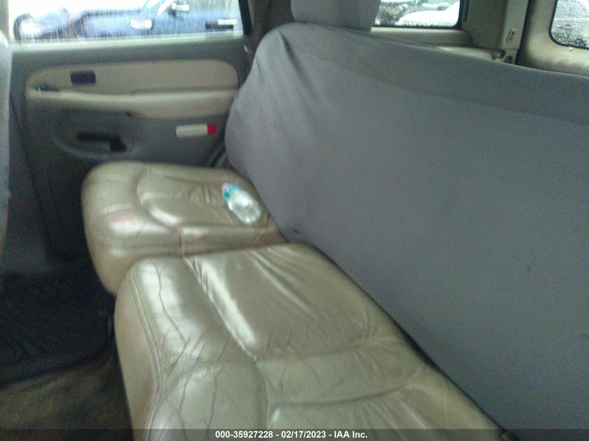 1GNEC13T81J185894 2001 Chevrolet Tahoe Ls