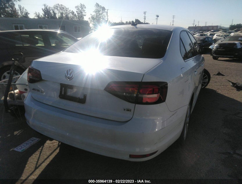 3VWD67AJ9GM315433
