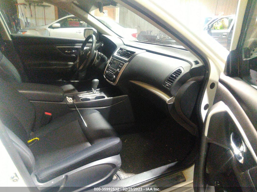 VIN 1N4AL3AP4HC263410 2017 NISSAN ALTIMA 2.5 SR