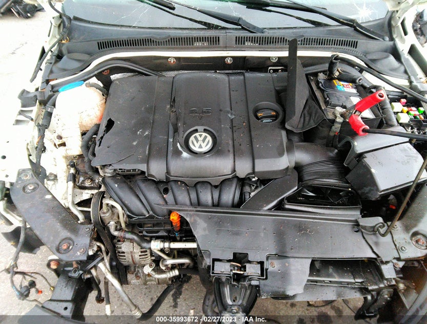 3VWLP7AJ8CM373035