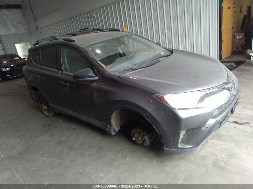 JTMZFREV1JJ156252 2018 Toyota Rav4 Le