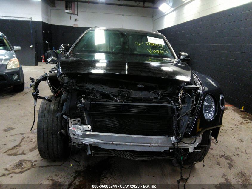 2018 Bentley Bentayga - SJAAC4ZV1JC023032