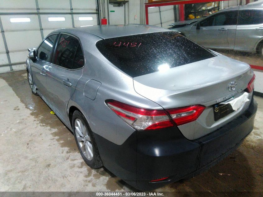 4T1B11HK6JU567482 2018 Toyota Camry Le