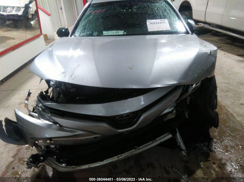 4T1B11HK6JU567482 2018 Toyota Camry Le