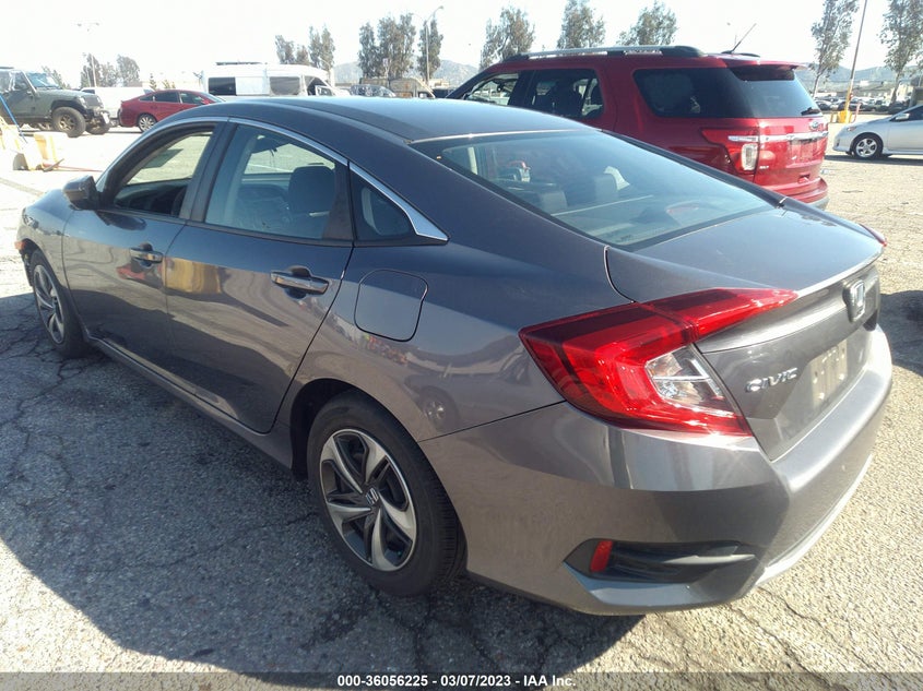 19XFC2F68LE202430 2020 HONDA CIVIC photo no. 3