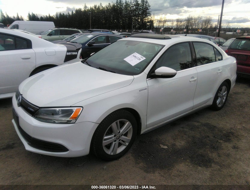 3VW637AJ8DM284110