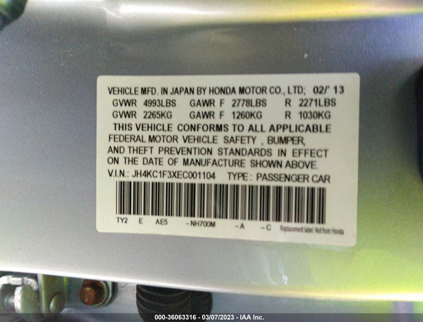 JH4KC1F3XEC001104