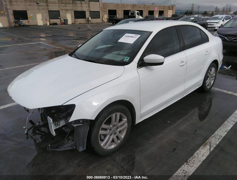 3VW2B7AJXHM351376