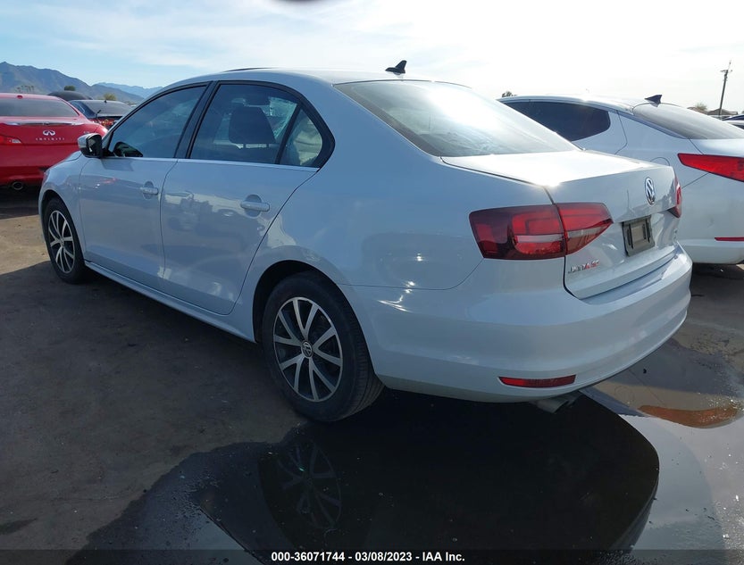 3VWDB7AJ9HM352317