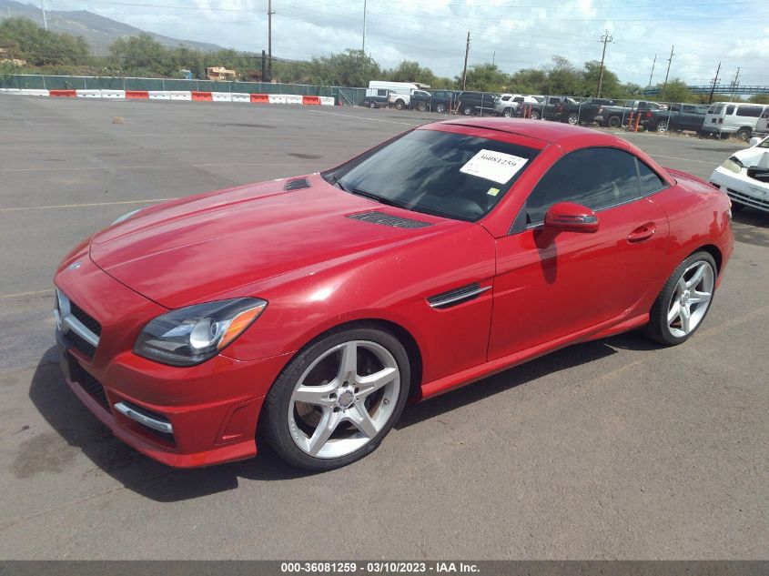 VIN WDDPK4HA6DF059138 2013 Mercedes-Benz SLK-Class,... no.2