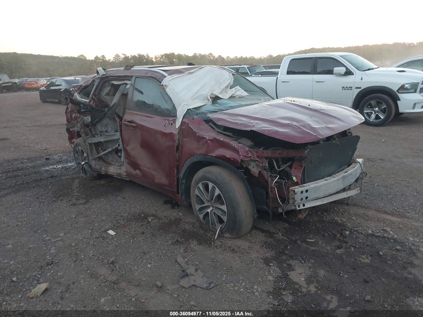 TOYOTA HIGHLANDER XLE