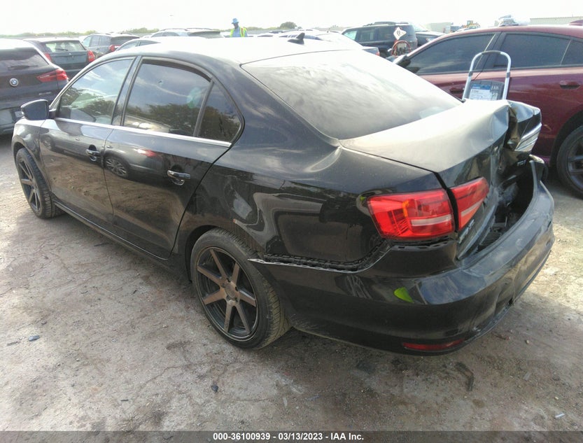 3VWLA7AJ4FM302596