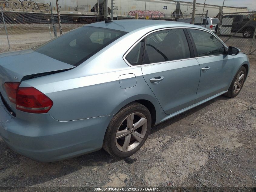 1VWBH7A38CC032679 2012 Volkswagen Passat 2.5L Se