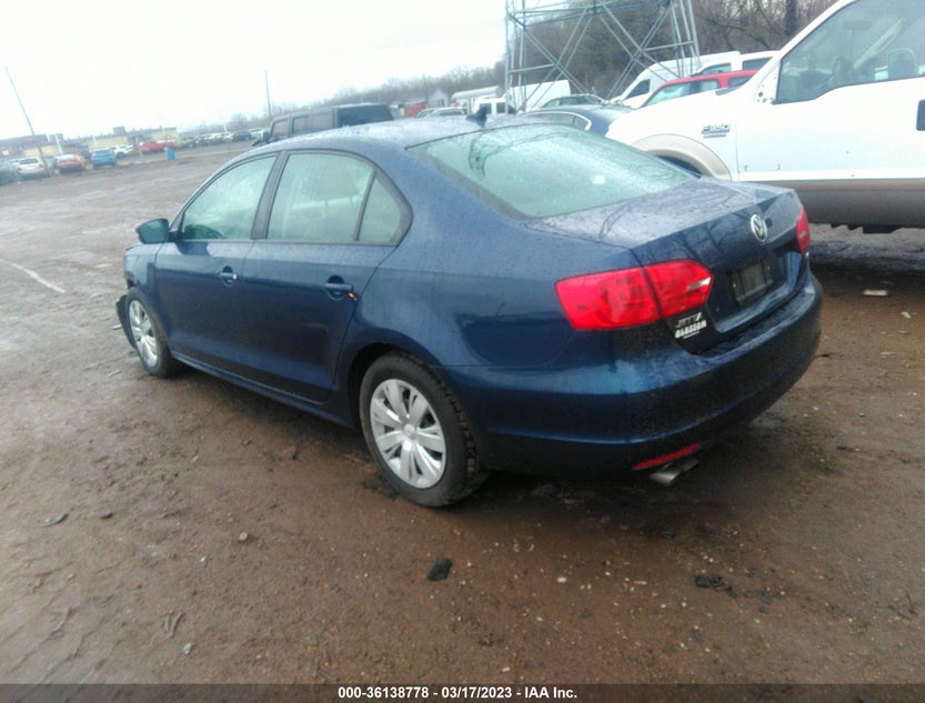 3VWD17AJ5EM212439