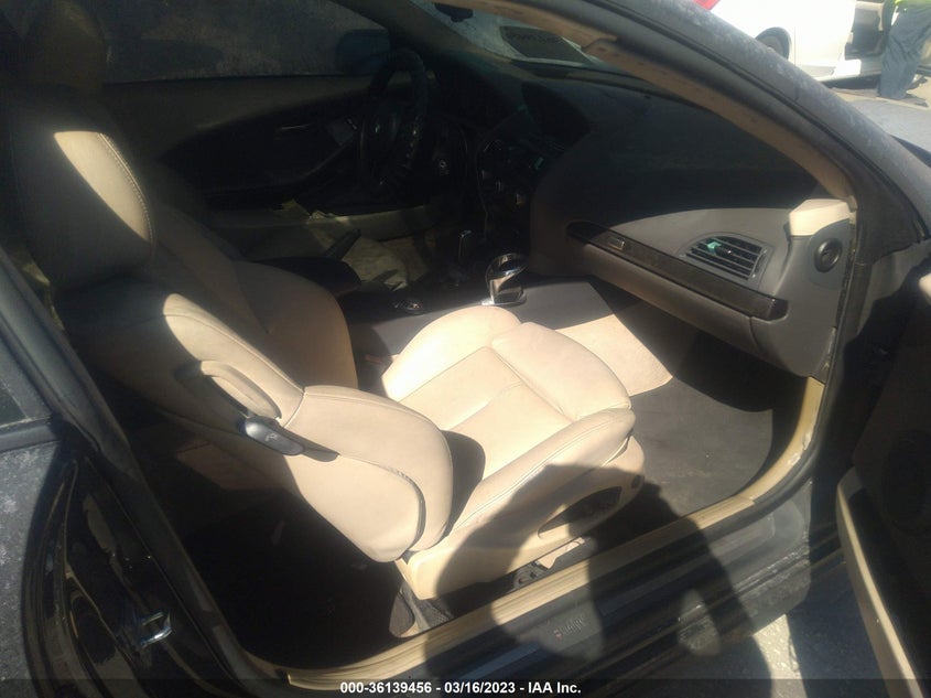 2005 BMW 6 Series 645Ci VIN: WBAEH73495CF95216 Lot: 36139456