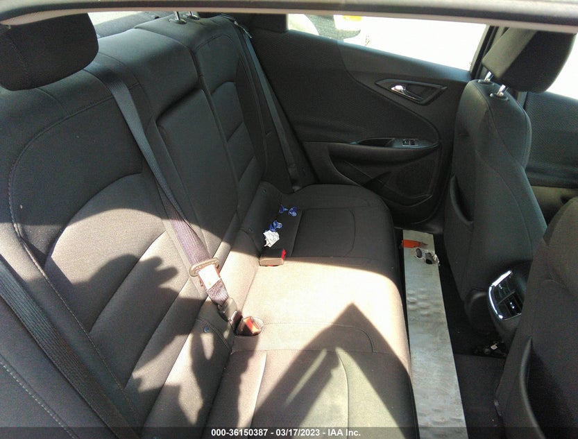 1G1ZD5ST2JF142521