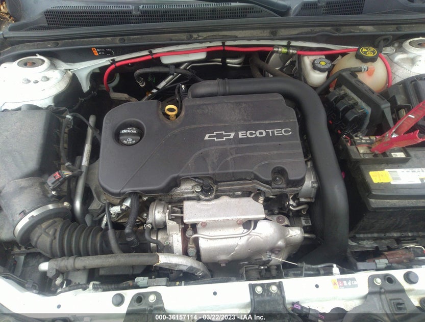 1G1ZE5ST3GF320295