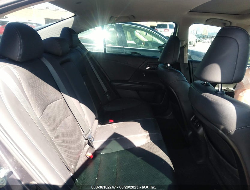 1HGCR3F82DA026652