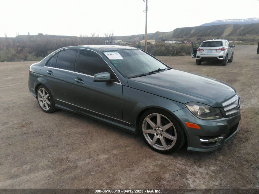 WDDGF8BB0CA598959 2012 Mercedes-Benz C 300