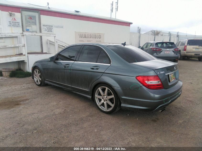 2012 Mercedes-Benz C 300 VIN: WDDGF8BB0CA598959 Lot: 39472885