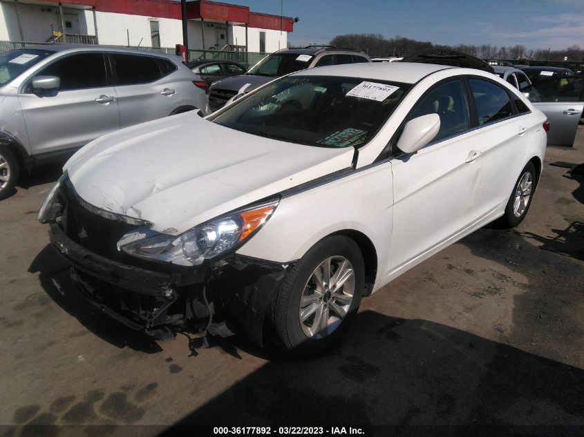 5NPEB4AC9DH519301 2013 Hyundai Sonata Gls