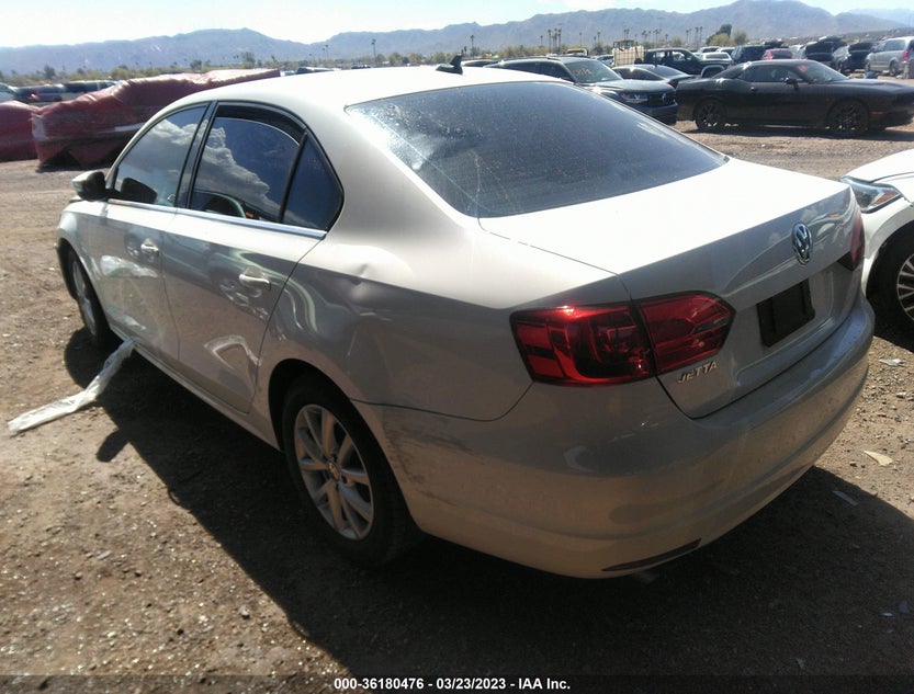 3VWD17AJ0EM380540