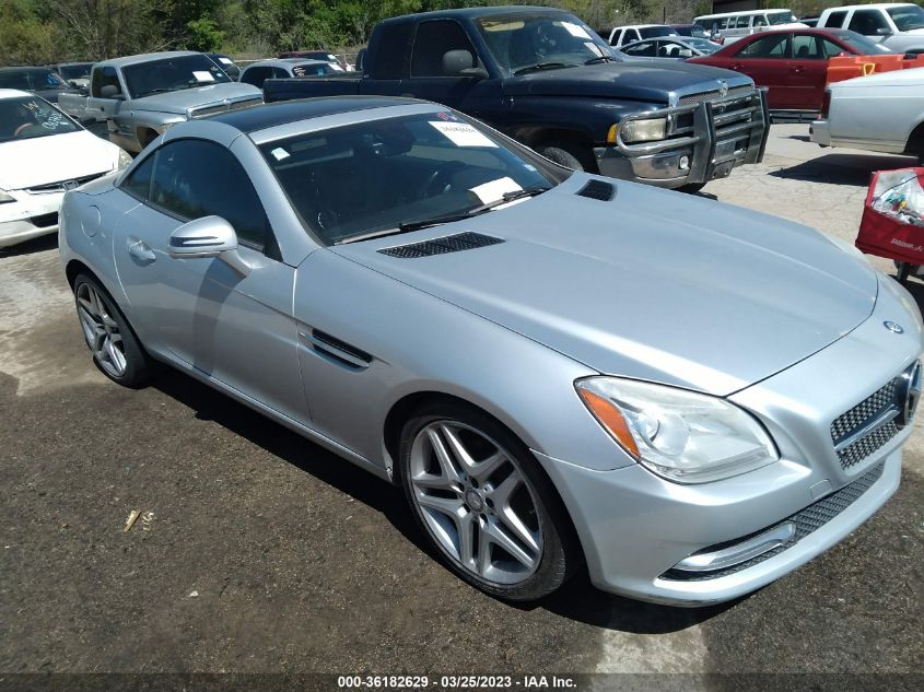 VIN WDDPK4HA1DF071519 2013 Mercedes-Benz SLK-Class,... no.1