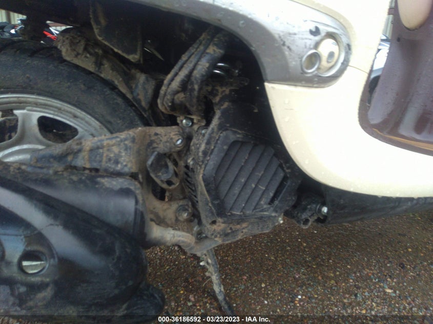 2022 HONDA NCW50 - JH2AF7719NK504415