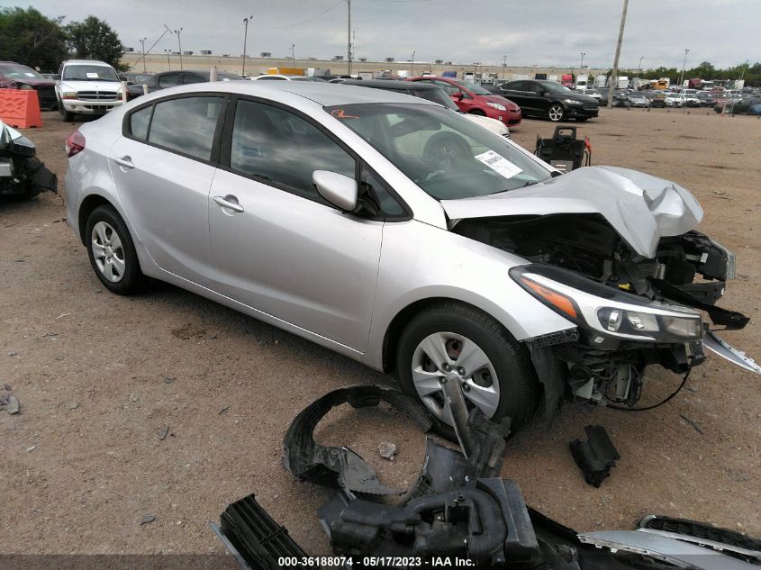 2017 Kia Forte Lx VIN: 3KPFK4A7XHE019388 Lot: 36188074