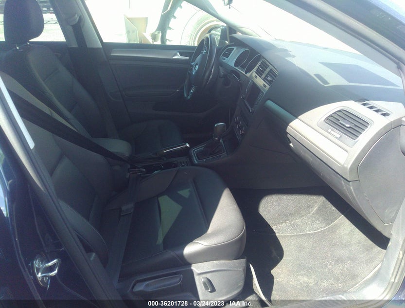 3VW217AU5HM058160