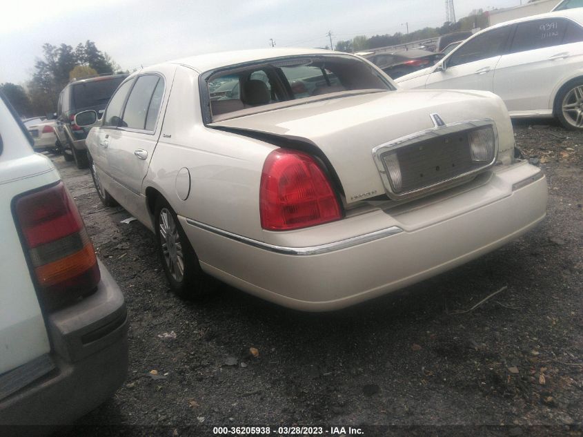 2006 Lincoln Town Car Signature L VIN: 1LNHM85V56Y625221 Lot: 36205938