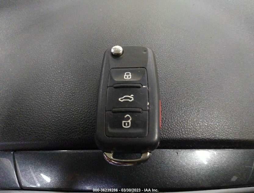 3VWJP7AT1CM630030