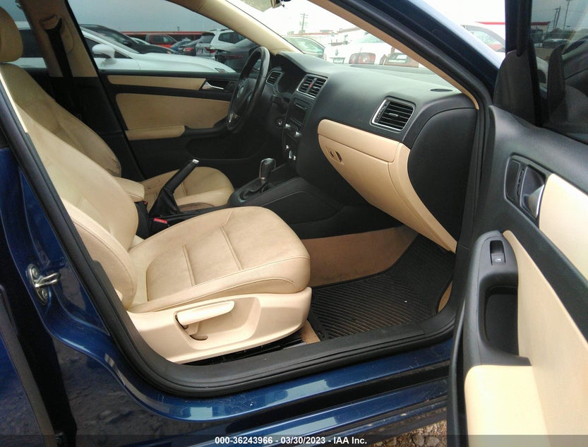 3VWDP7AJ9CM451438