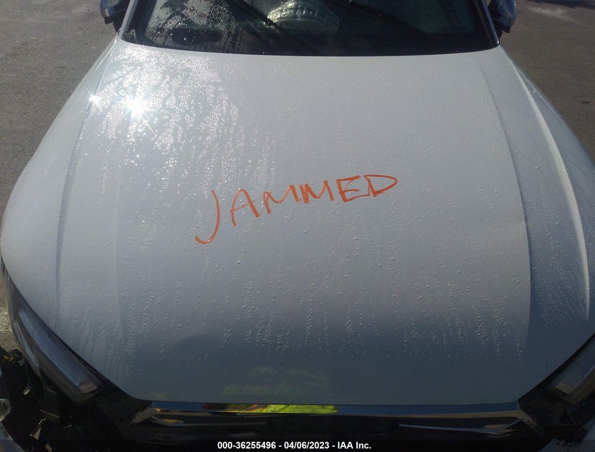 WAUC4AF40JA058572