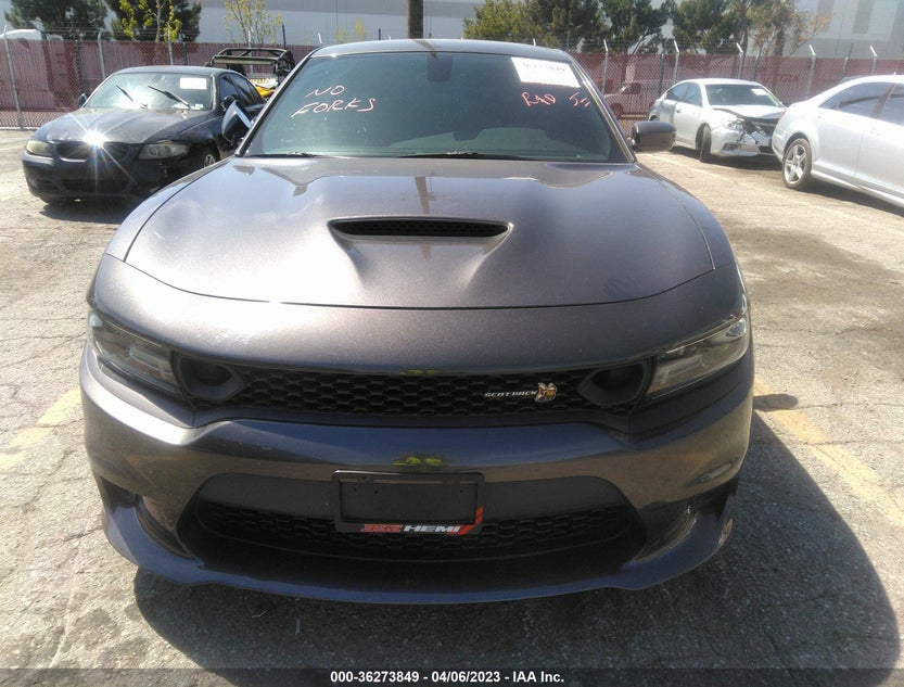 2C3CDXGJ8KH689037