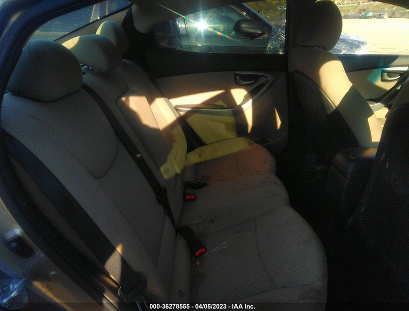 5NPDH4AE8GH721529