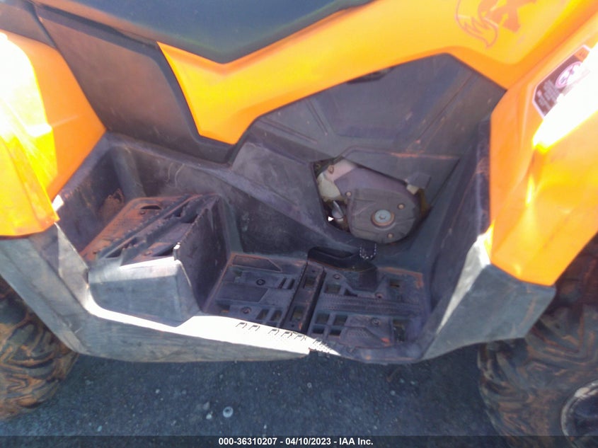 VIN 3JBLMAT49KJ001027 2019 CAN-AM OUTLANDER MAX 570/570 DPS