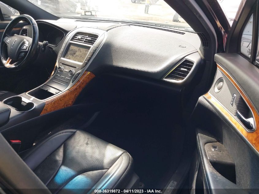 Фото: 2LMTJ6LR7GBL46630 - 5