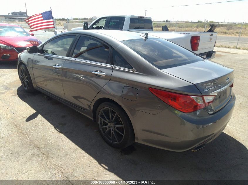 5NPEC4AC2BH137881 2011 Hyundai Sonata Se