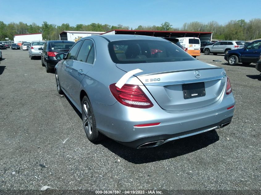 2017 Mercedes-Benz E 300 4Matic VIN: WDDZF4KB4HA251952 Lot: 38761742